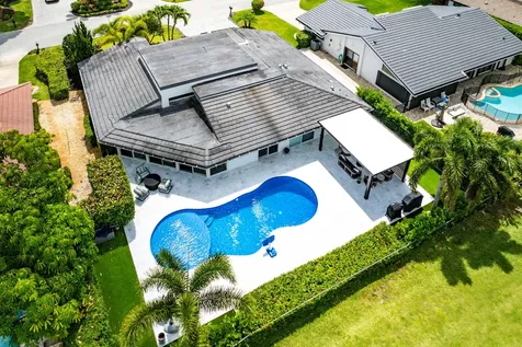 632 Lakewoode Circle W Delray Beach FL 33445