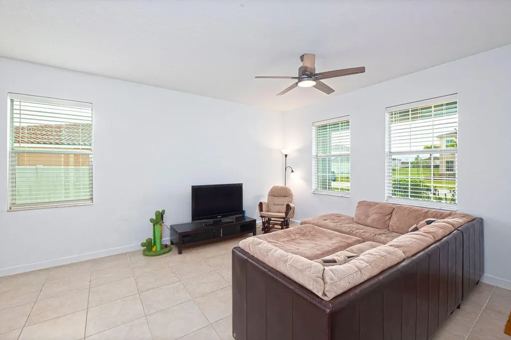 7647 NW Old Grove Lane Port St Lucie FL 34987