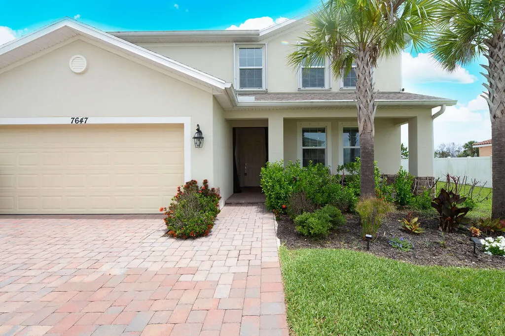 7647 NW Old Grove Lane Port St Lucie FL 34987