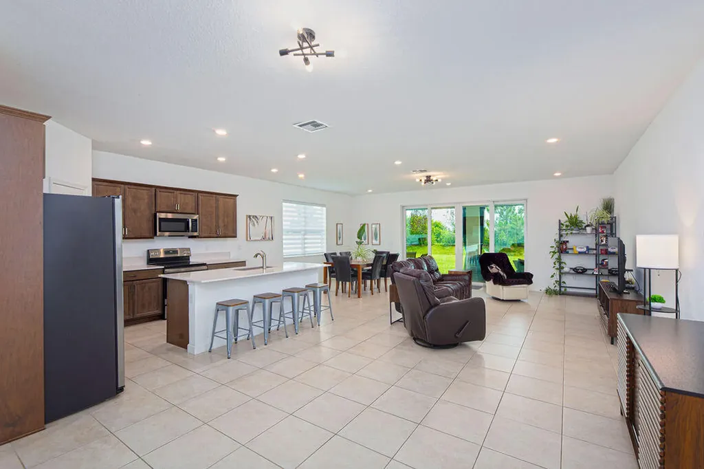 7647 NW Old Grove Lane Port St Lucie FL 34987