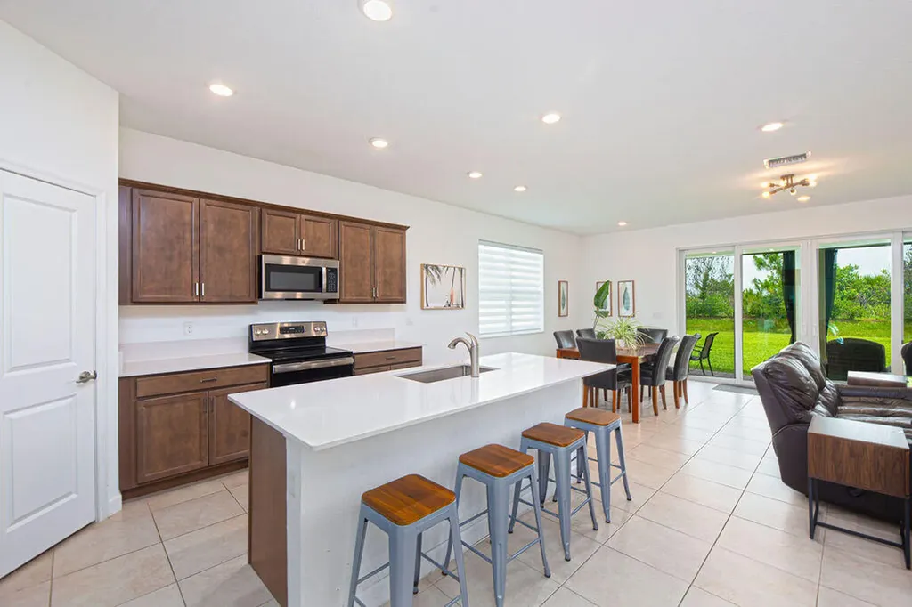 7647 NW Old Grove Lane Port St Lucie FL 34987