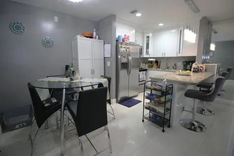 6575 W 27th Court Hialeah FL 33016
