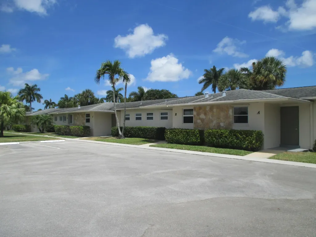 2715 Emory Drive E West Palm Beach FL 33415