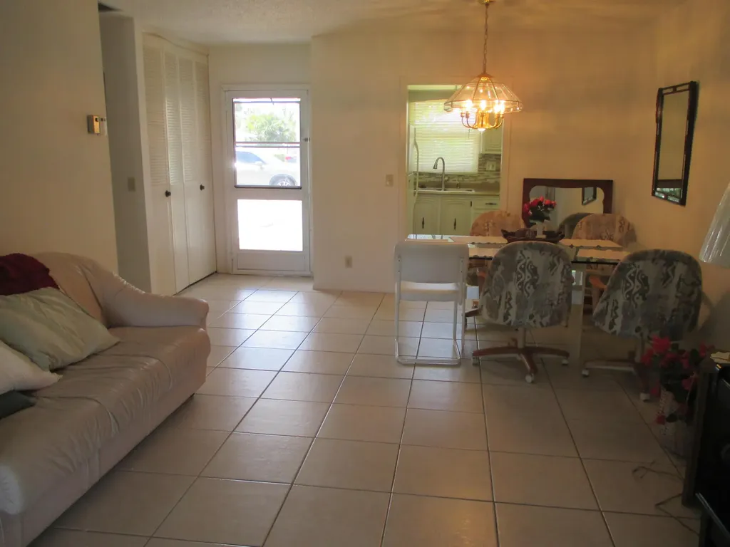 2715 Emory Drive E West Palm Beach FL 33415