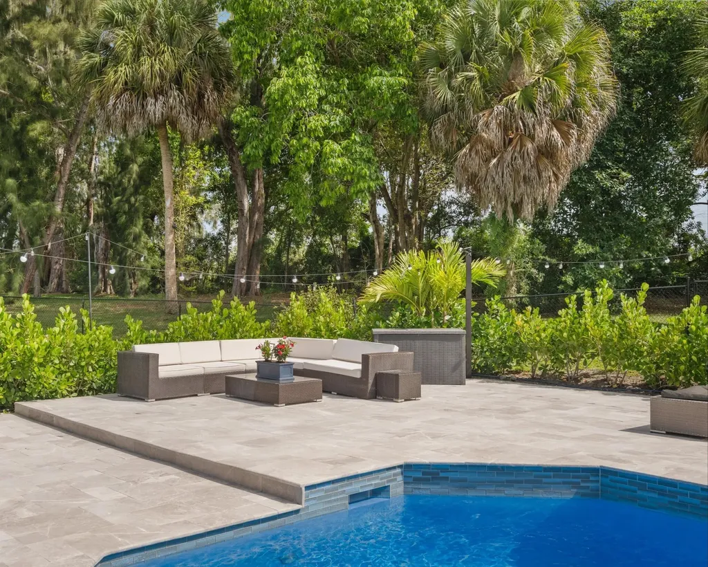 13275 Garwood Court Wellington FL 33414
