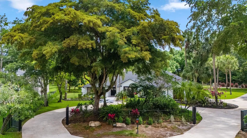 13275 Garwood Court Wellington FL 33414