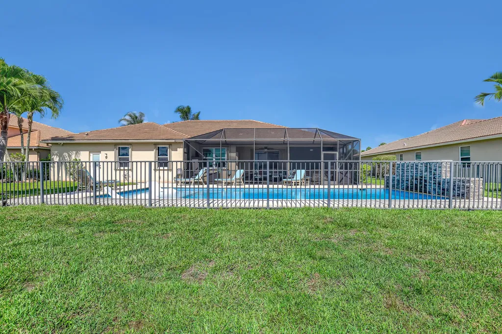 1436 Stonehaven Estates Drive West Palm Beach FL 33411