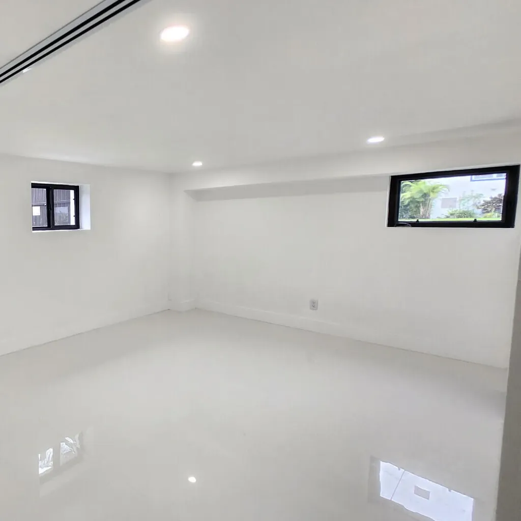 1275 NE 200th Terrace Miami FL 33179