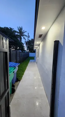1275 NE 200th Terrace Miami FL 33179