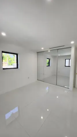 1275 NE 200th Terrace Miami FL 33179