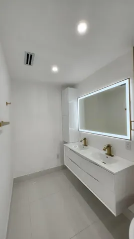 1275 NE 200th Terrace Miami FL 33179