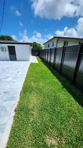 1275 NE 200th Terrace Miami FL 33179