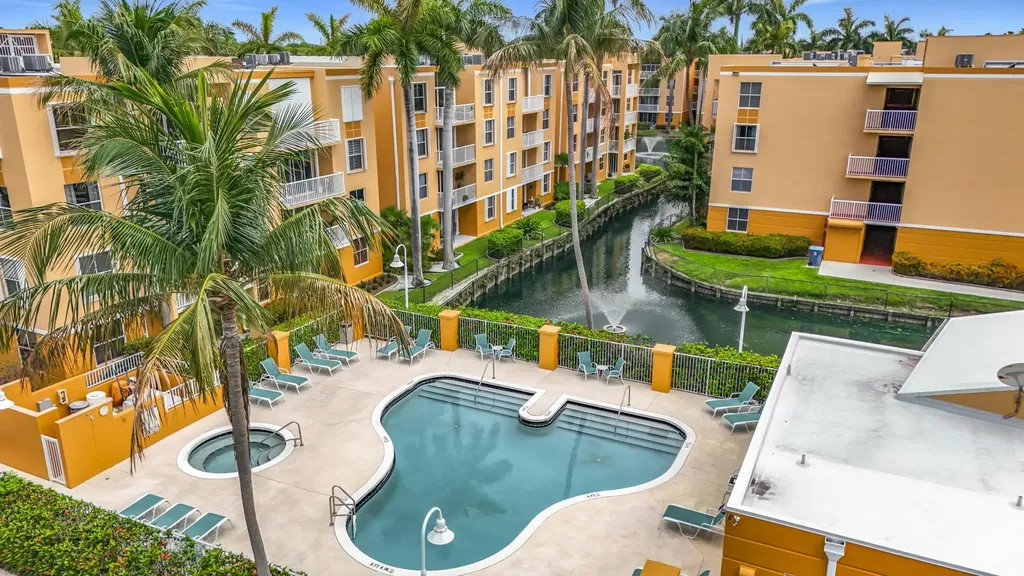 1341 SE 3rd Avenue Dania Beach FL 33004