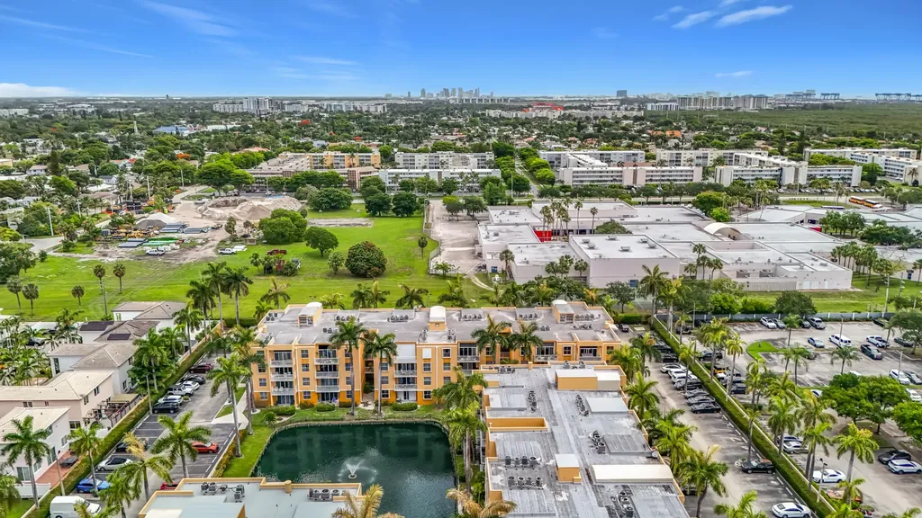 1341 SE 3rd Avenue Dania Beach FL 33004
