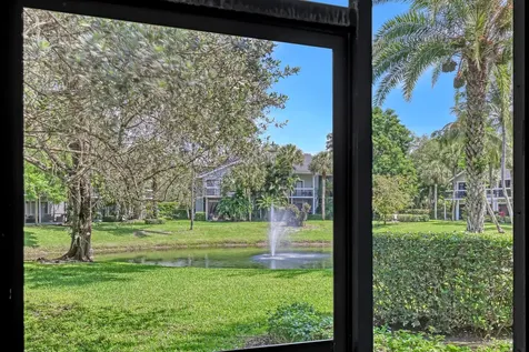11863 Wimbledon Circle Wellington FL 33414