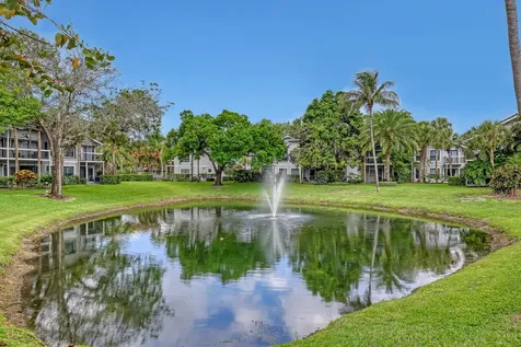11863 Wimbledon Circle Wellington FL 33414