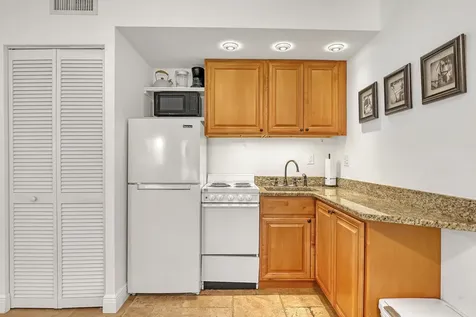 11863 Wimbledon Circle Wellington FL 33414