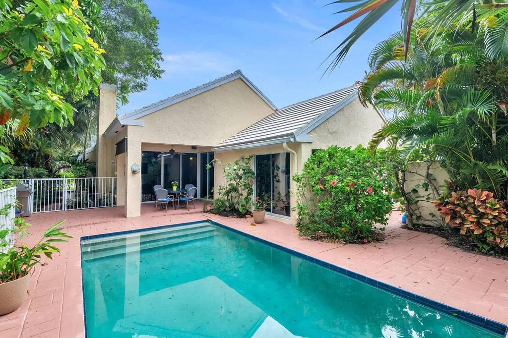 9358 Heathridge Drive West Palm Beach FL 33411