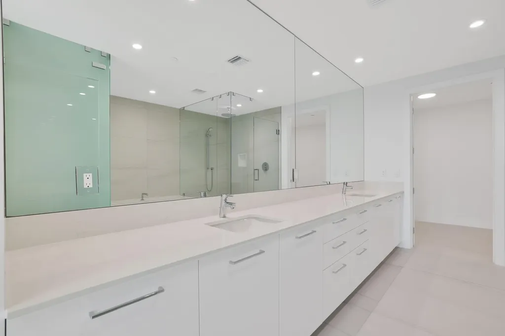 153 N Seabreeze Boulevard Fort Lauderdale FL 33304