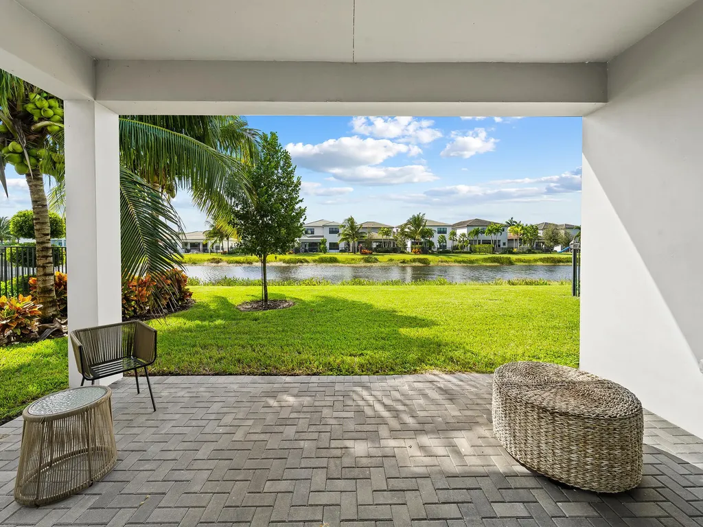 17345 Sea Blossom Way Boca Raton FL 33496