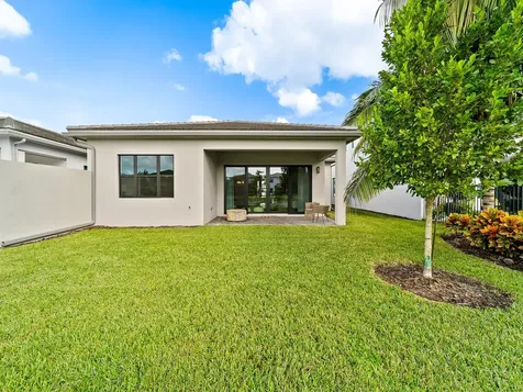 17345 Sea Blossom Way Boca Raton FL 33496