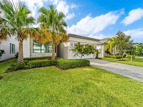 17345 Sea Blossom Way Boca Raton FL 33496