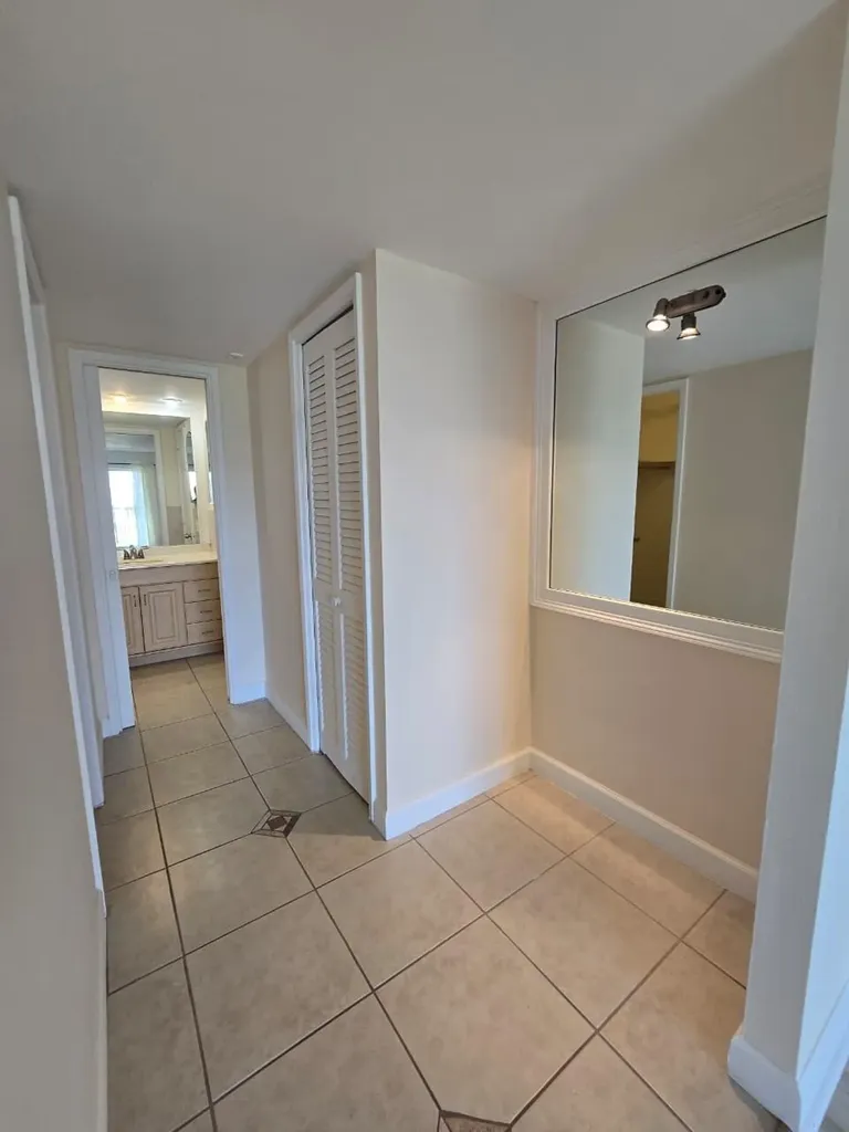 2900 N Palm Aire Drive N Pompano Beach FL 33069