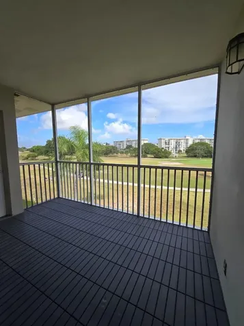 2900 N Palm Aire Drive N Pompano Beach FL 33069