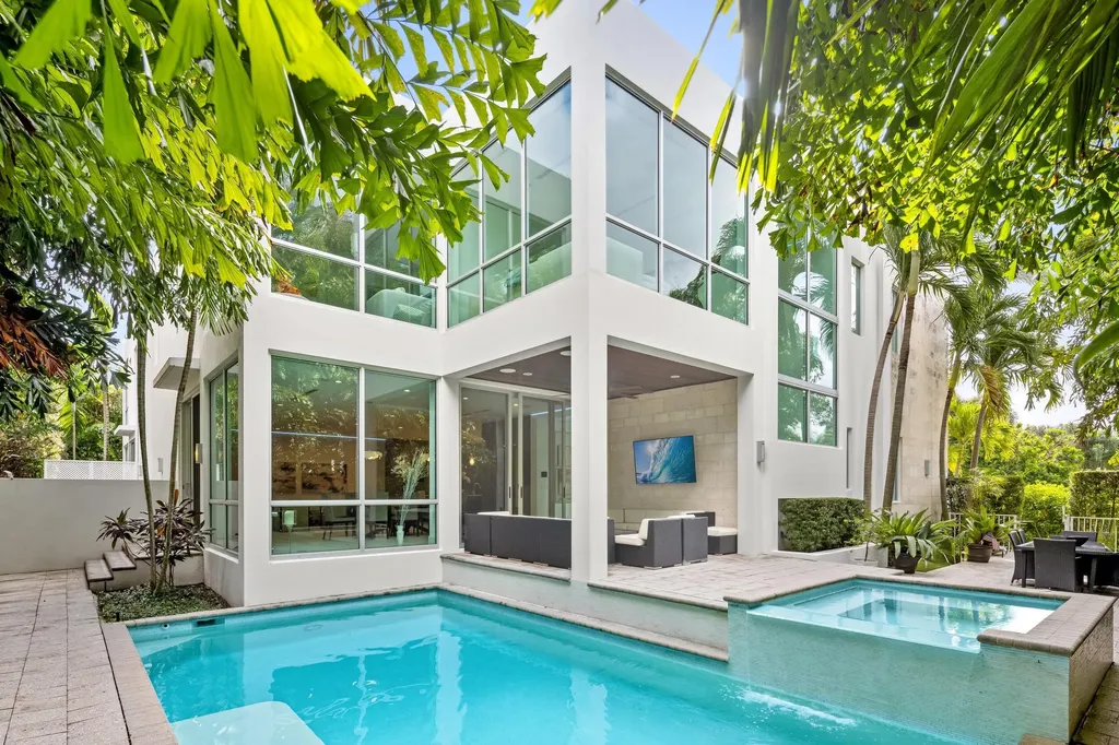 1005 Bucida Road Delray Beach FL 33483