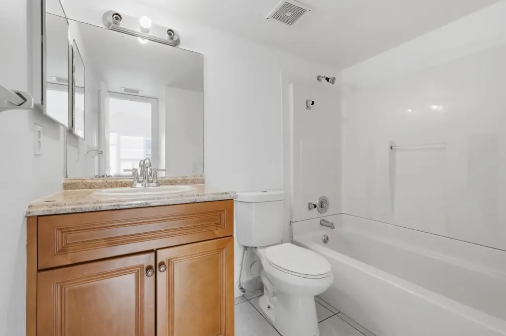 10148 Twin Lakes Drive Coral Springs FL 33071