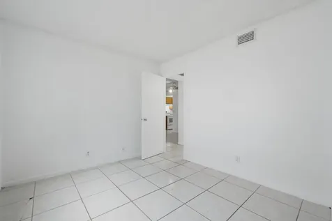 10148 Twin Lakes Drive Coral Springs FL 33071