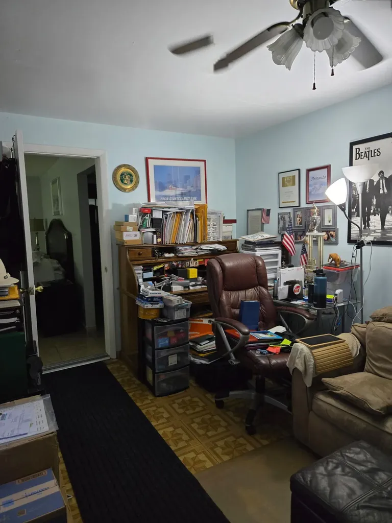 18977 NW 63rd Court Circle Miami Gardens FL 33015