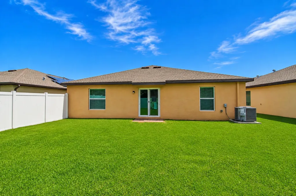 4242 Thurso Way Fort Pierce FL 34947