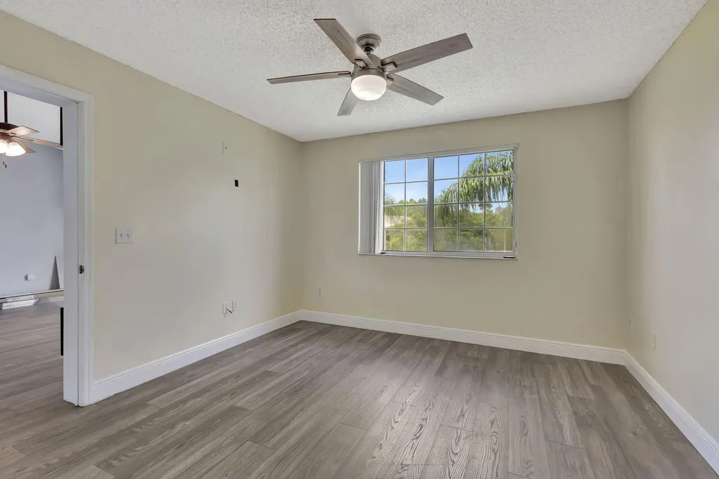 600 N Crestwood Court Court N Royal Palm Beach FL 33411