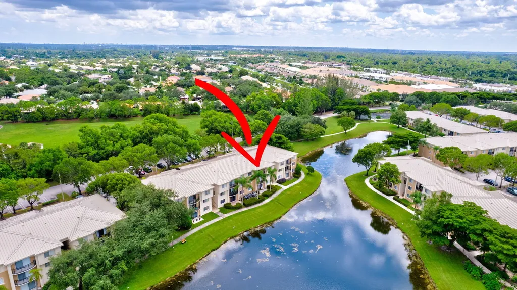 600 N Crestwood Court Court N Royal Palm Beach FL 33411
