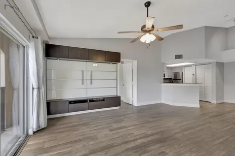 600 N Crestwood Court Court N Royal Palm Beach FL 33411