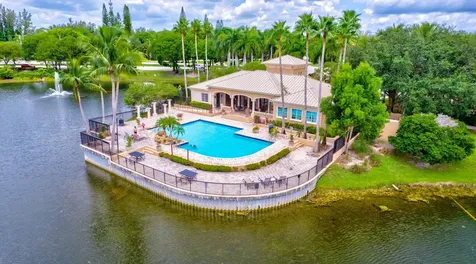 600 N Crestwood Court Court N Royal Palm Beach FL 33411