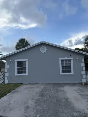 4403 Anna Lane Palm Springs FL 33406