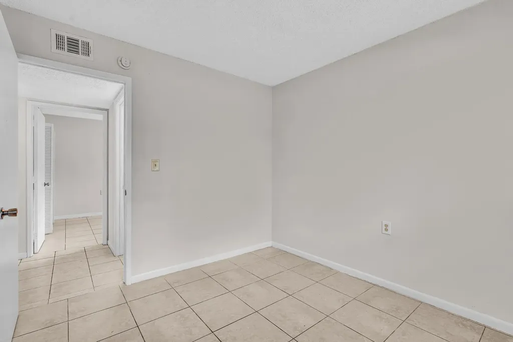 1020 Lake Victoria Drive West Palm Beach FL 33411