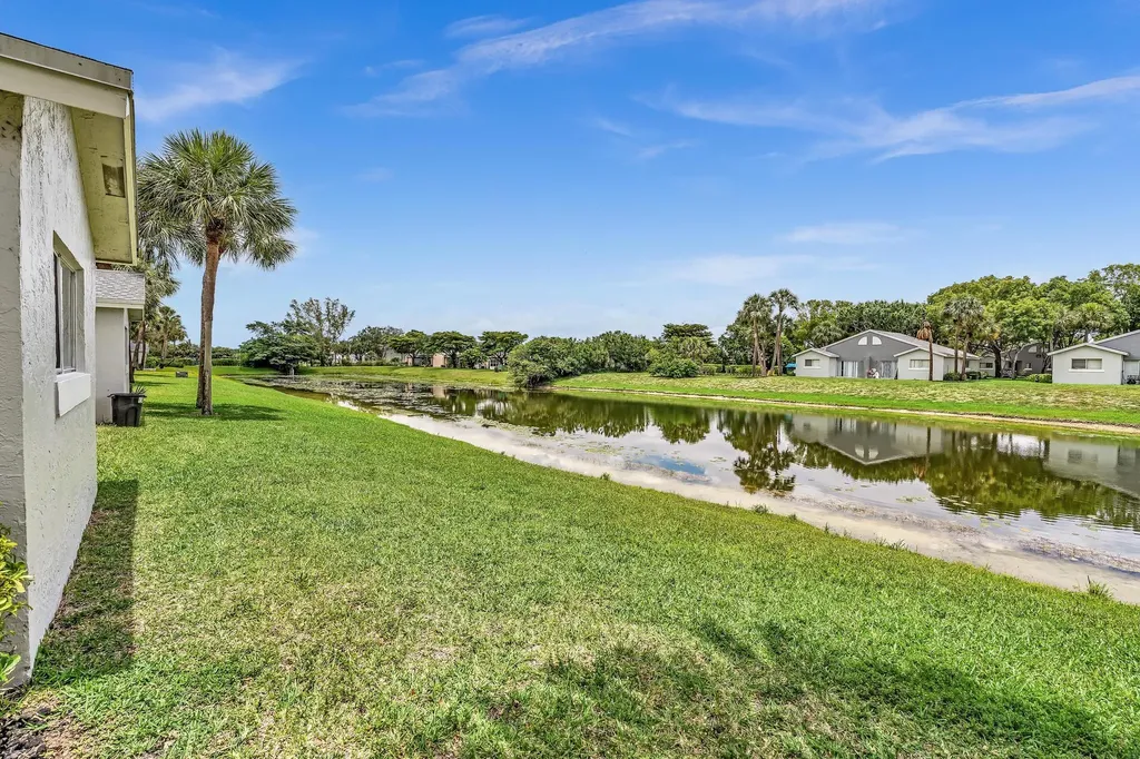1020 Lake Victoria Drive West Palm Beach FL 33411