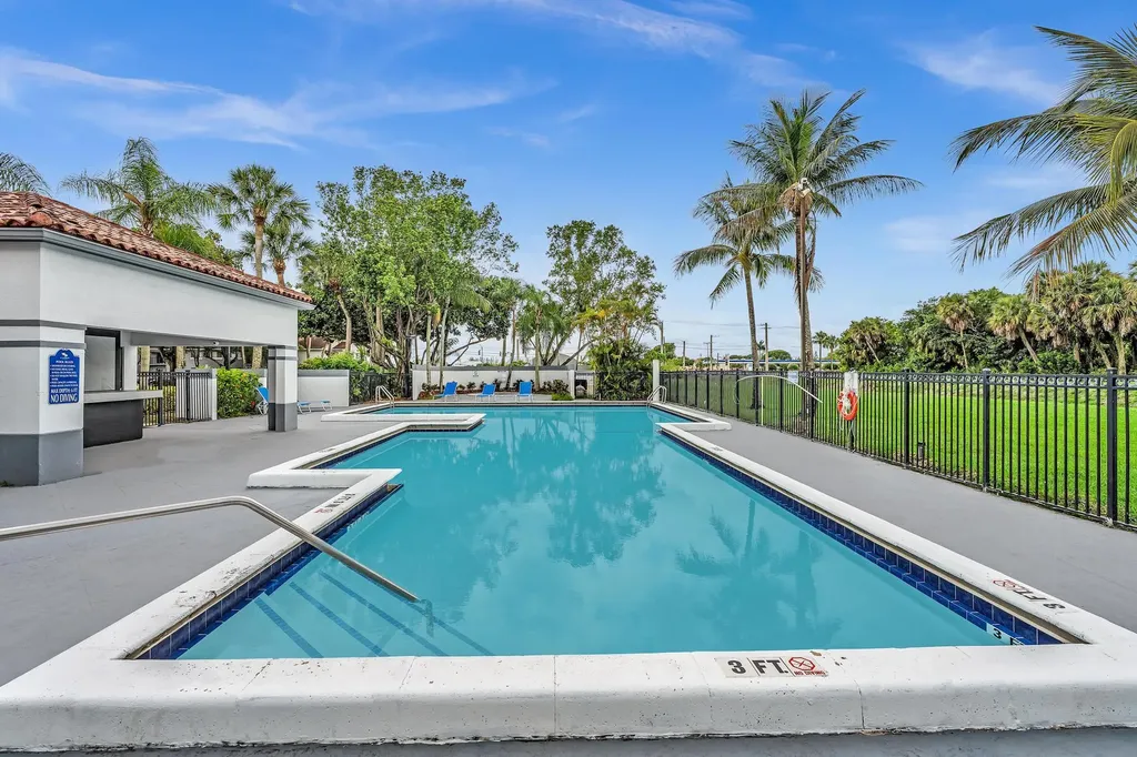 1020 Lake Victoria Drive West Palm Beach FL 33411