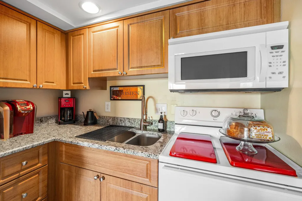 628 Southwind Circle North Palm Beach FL 33408