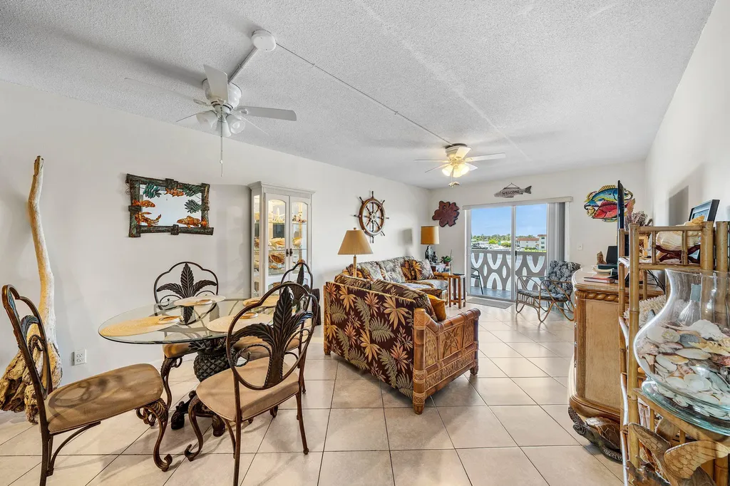 628 Southwind Circle North Palm Beach FL 33408