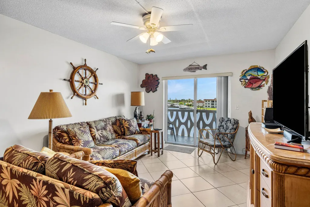 628 Southwind Circle North Palm Beach FL 33408