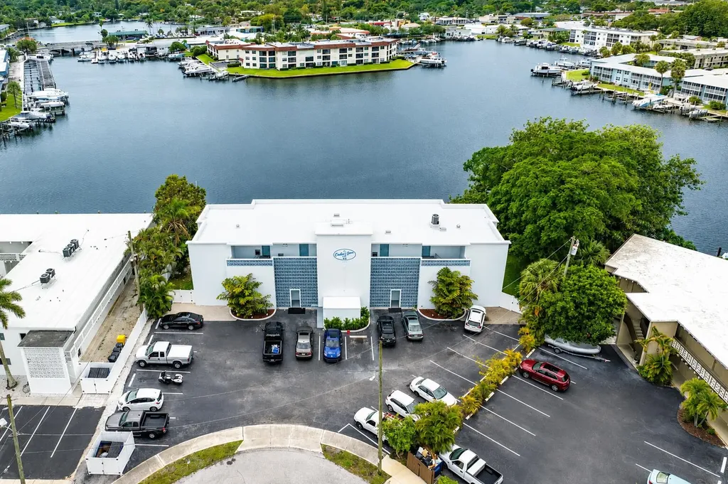 628 Southwind Circle North Palm Beach FL 33408