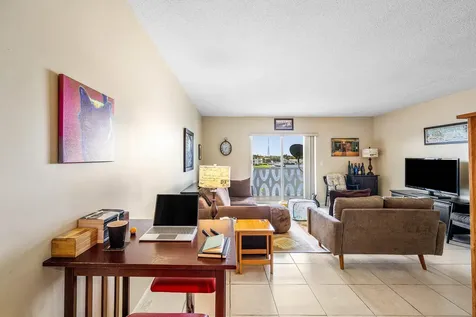 628 Southwind Circle North Palm Beach FL 33408