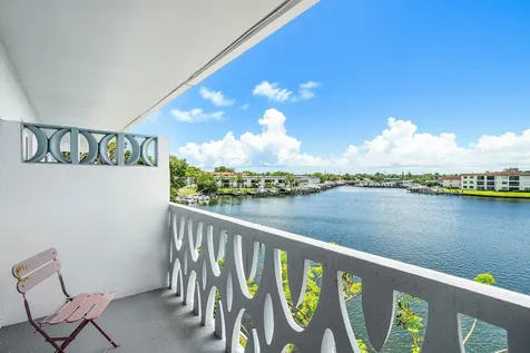 628 Southwind Circle North Palm Beach FL 33408
