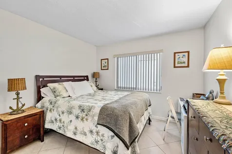 628 Southwind Circle North Palm Beach FL 33408