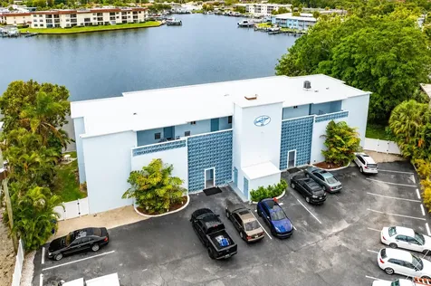 628 Southwind Circle North Palm Beach FL 33408