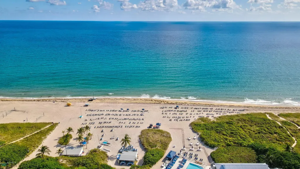 1012 Langer Way Delray Beach FL 33483